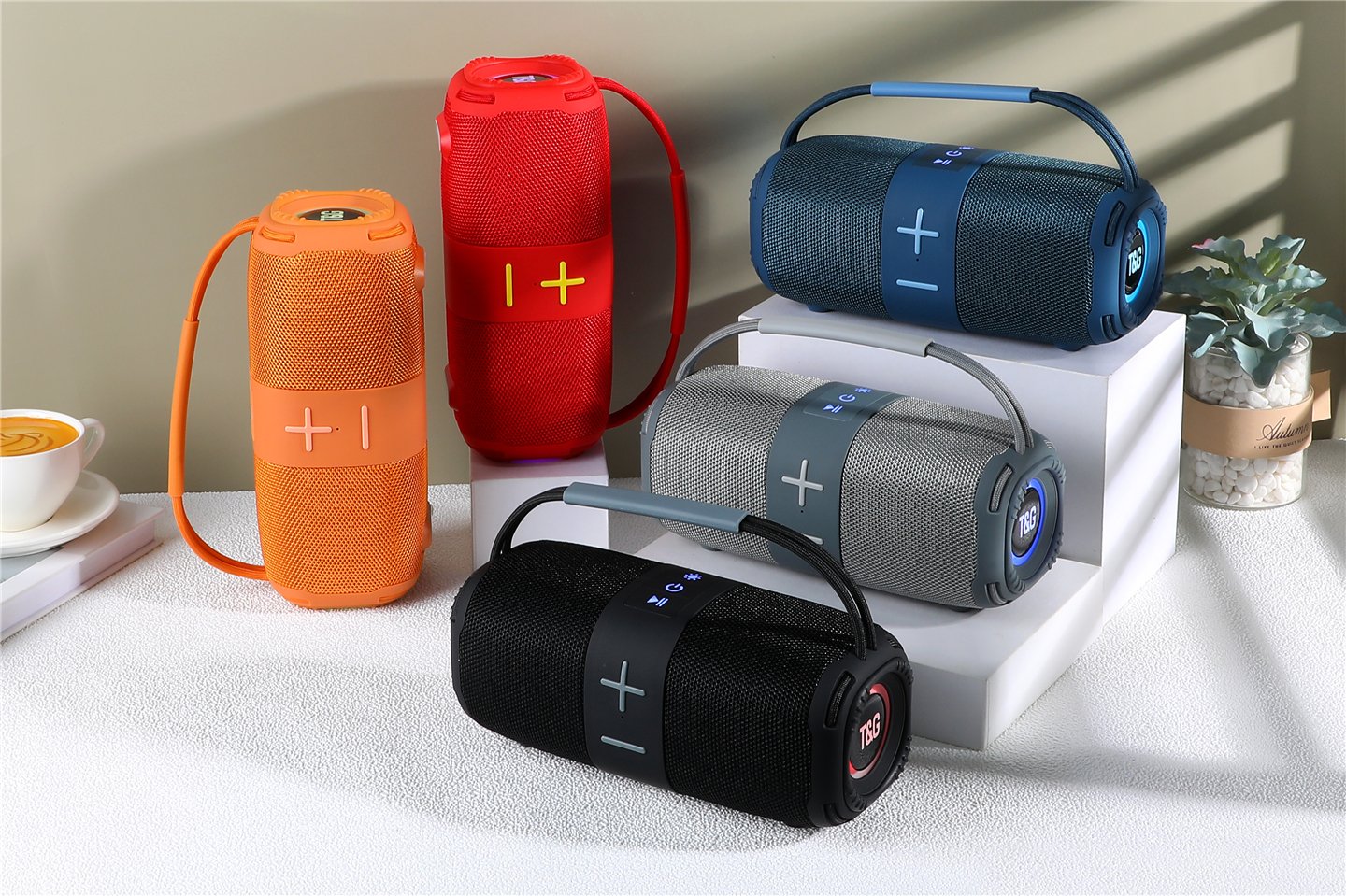 TG668 Nouveau haut-parleur à dents bleues à son dynamique à volume élevé Haut-parleur sans fil en tissu portable à diaphragme LED à deux canaux – Image 4