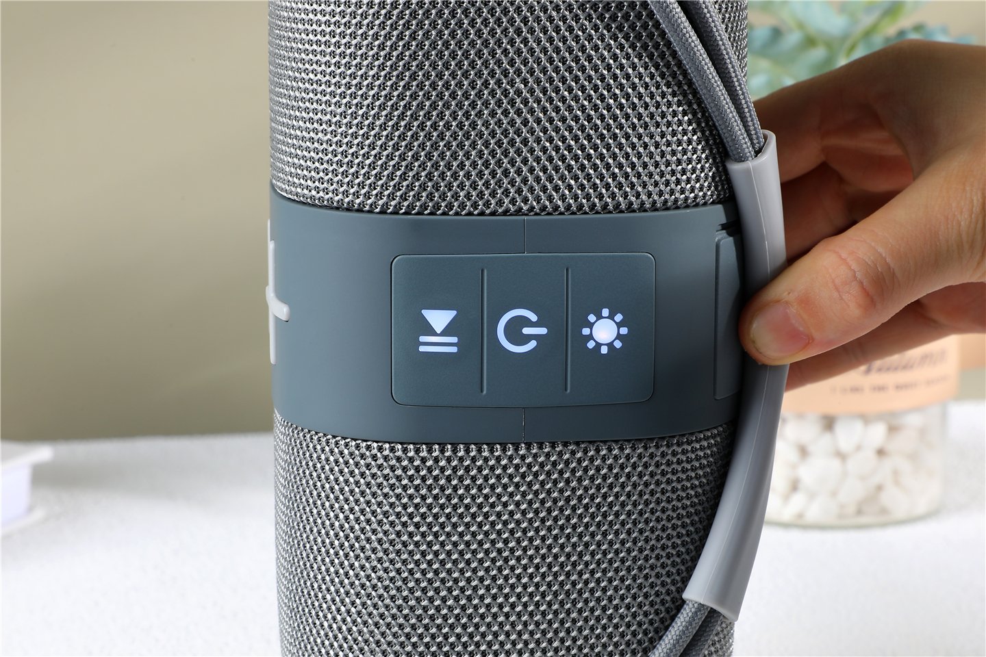 TG668 Nouveau haut-parleur à dents bleues à son dynamique à volume élevé Haut-parleur sans fil en tissu portable à diaphragme LED à deux canaux – Image 3